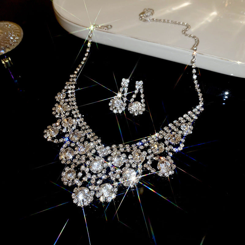 Women's High-grade Accessories Clavicle Chain Super Shiny Necklaces