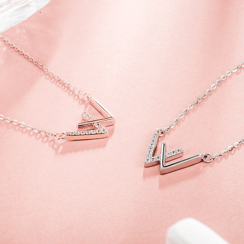 Women's Creative Letter Clavicle Chain Simple Affordable Luxury Necklaces