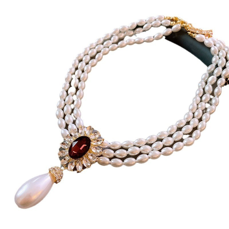 Women's Diamond Artificial Pearl Vintage Court Style Necklaces