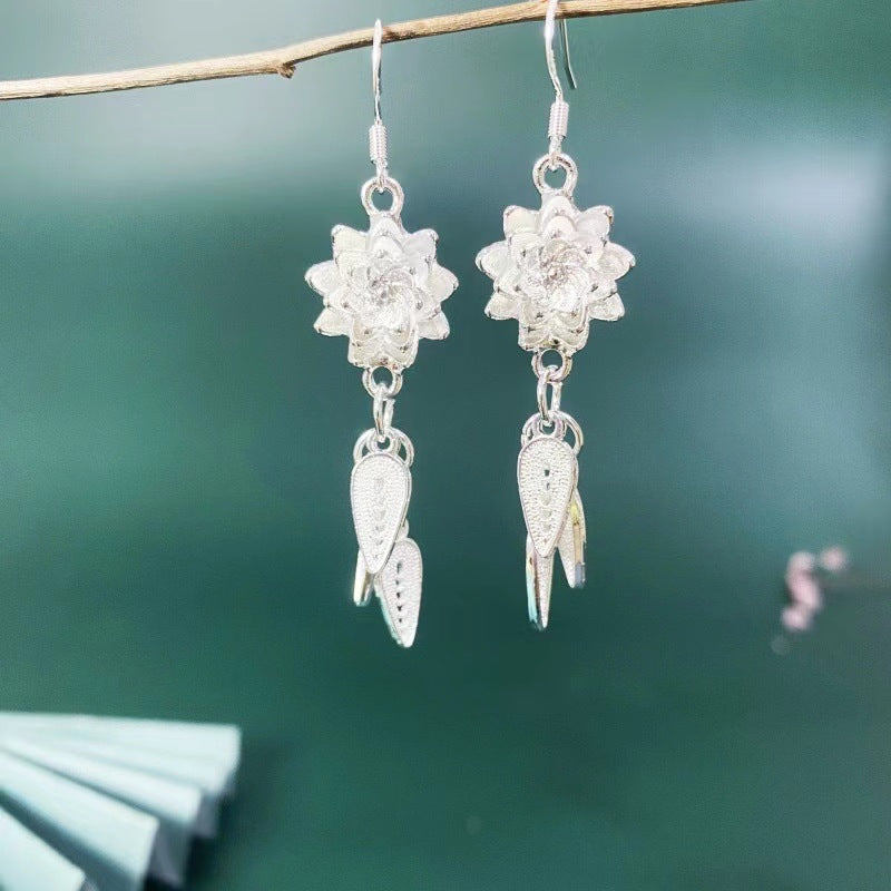 High-grade Tibetan Sier Summer Long Tassel Earrings