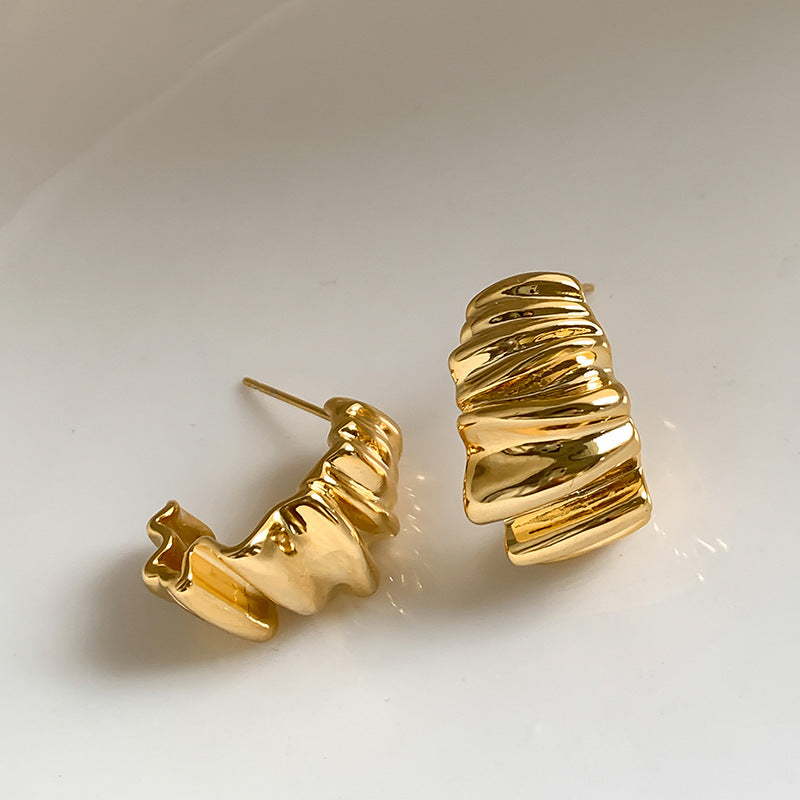 Design Twisted Pleated High-grade Irregular Geometric Stud Earrings