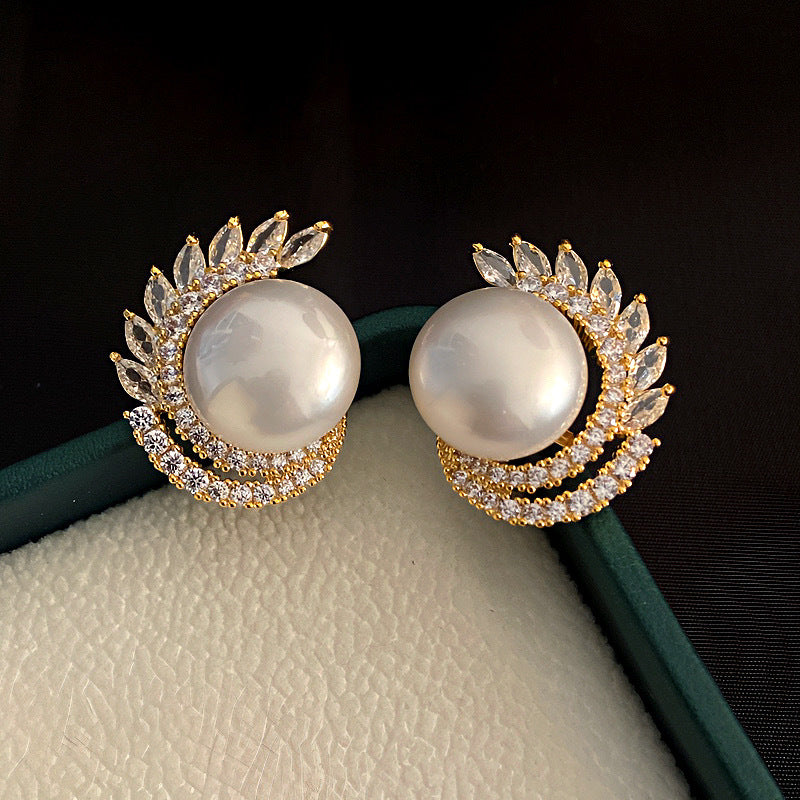 Women's Fashionable High-grade Unique Super Fairy Temperament Earrings