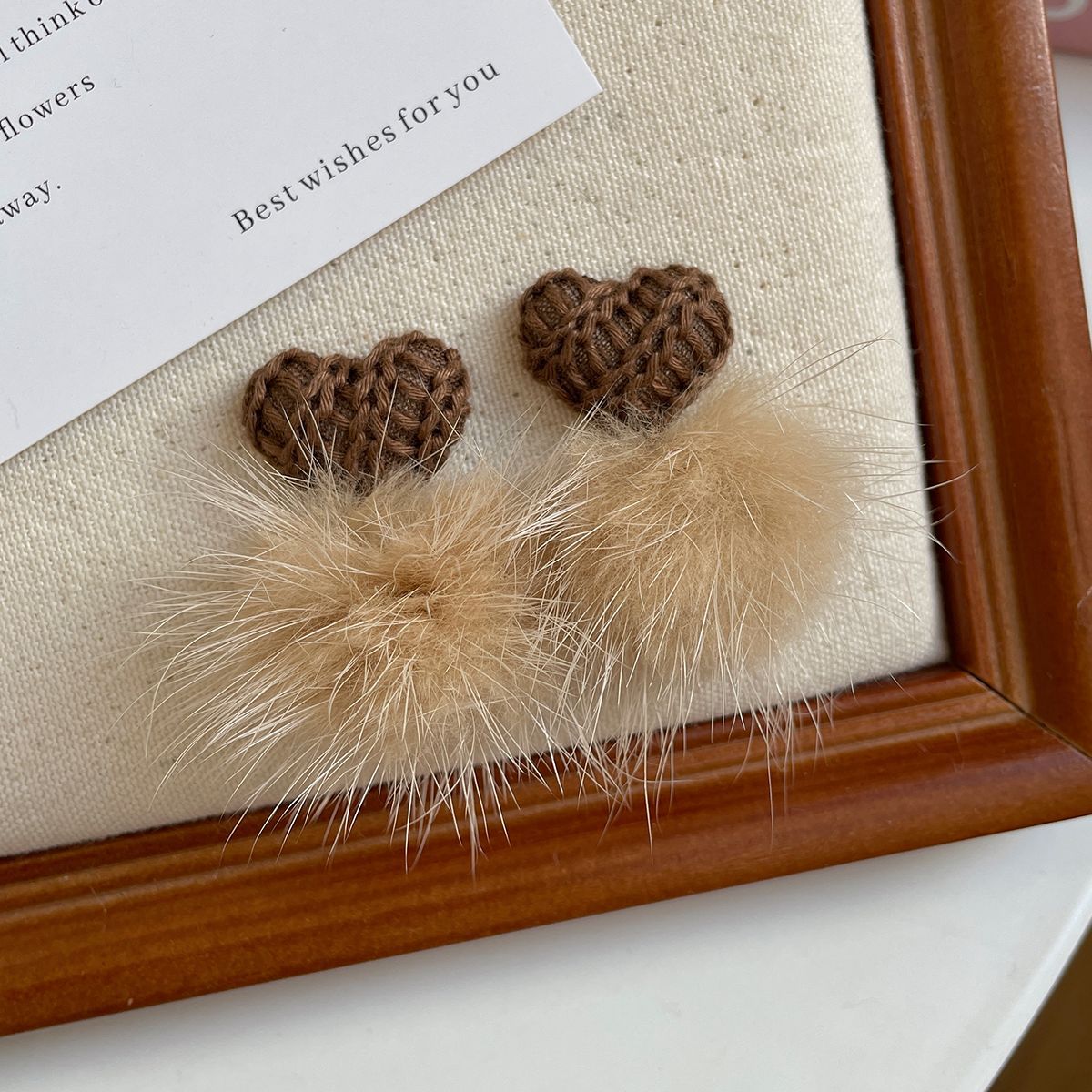 Women's Light Luxury High-grade Love Furry Big Earrings
