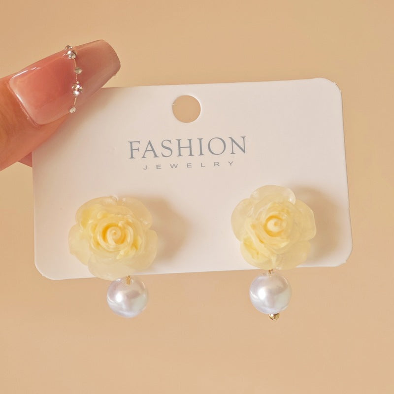 Women's Style Autumn Pearl Camellia Light Luxury Earrings