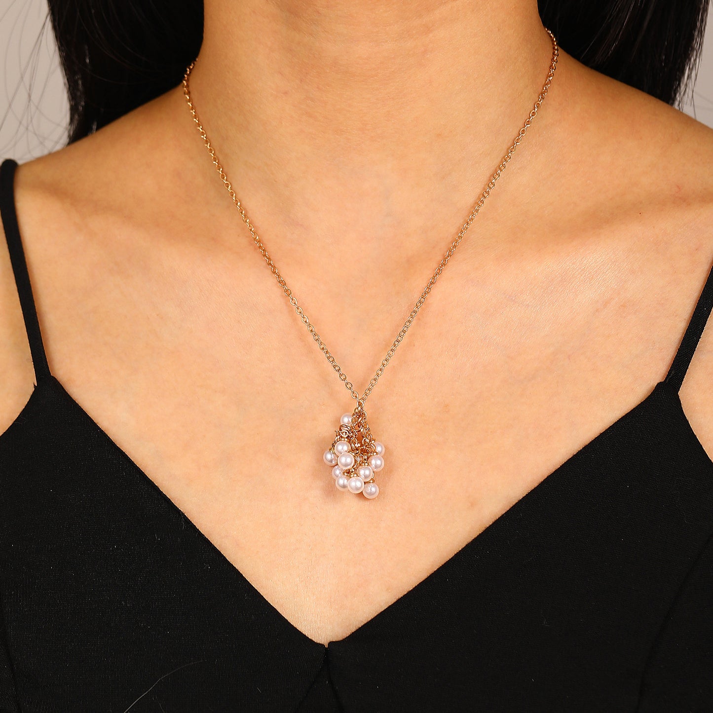 Women's Elegant Imitation Pearl Long Fashion Sweater Chain High Necklaces