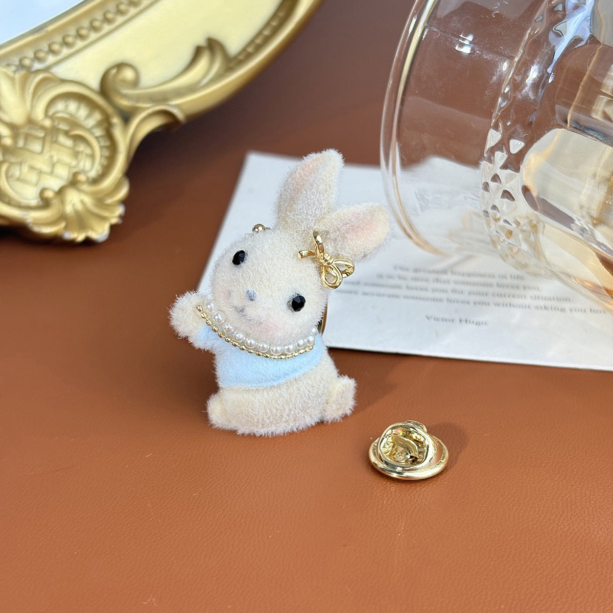 Animal Flocking Brooch Sweet Rabbit Cat Bear Horse Brooches