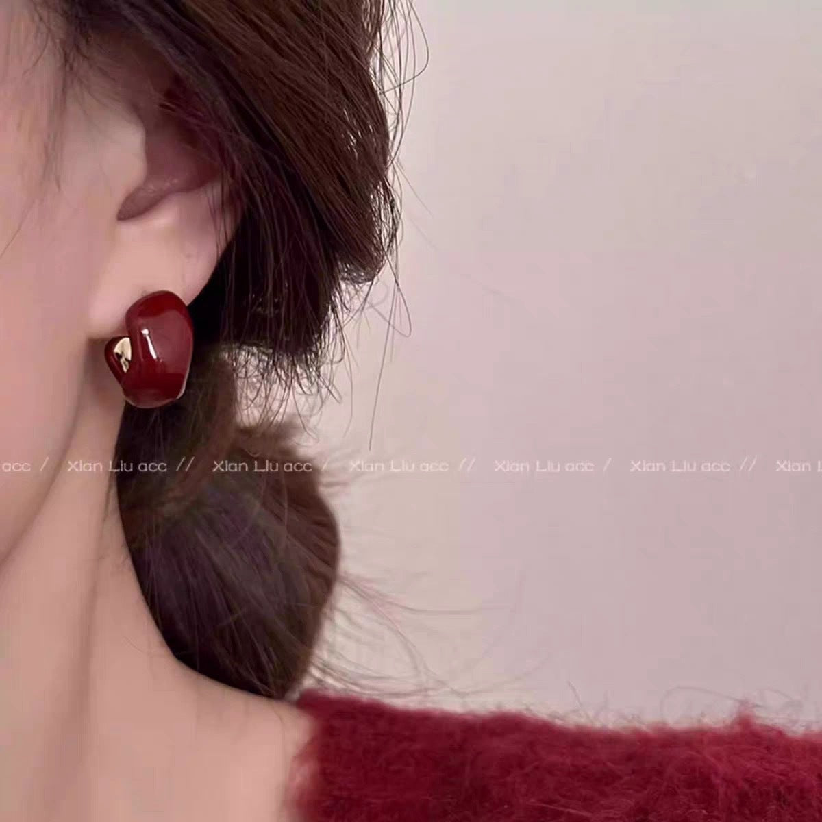 Women's Red Light Luxury High-grade Ear Niche Earrings