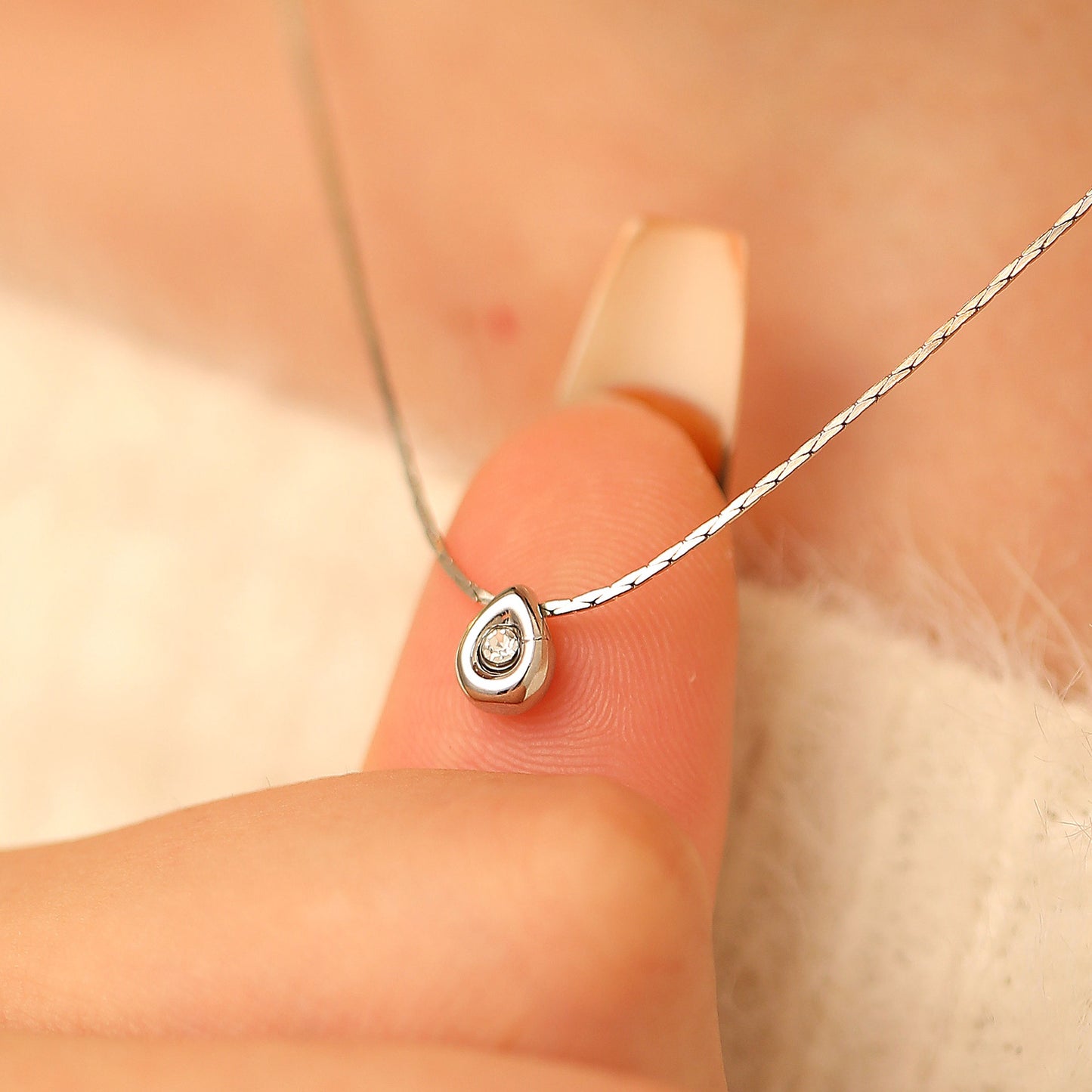 Geometric Inlaid Zircon Exquisite Water Drop Necklaces