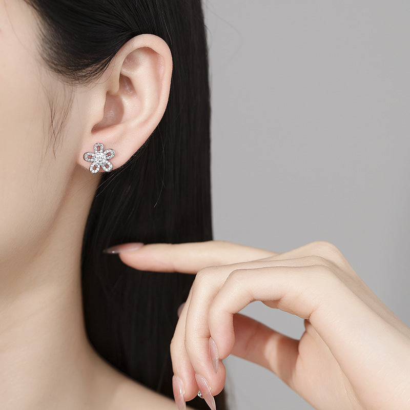 Innovative Women's Sun Flower Ear Eardrops Stud Earrings