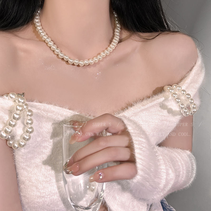 High-grade French Pearl Luxury Niche Design Necklaces