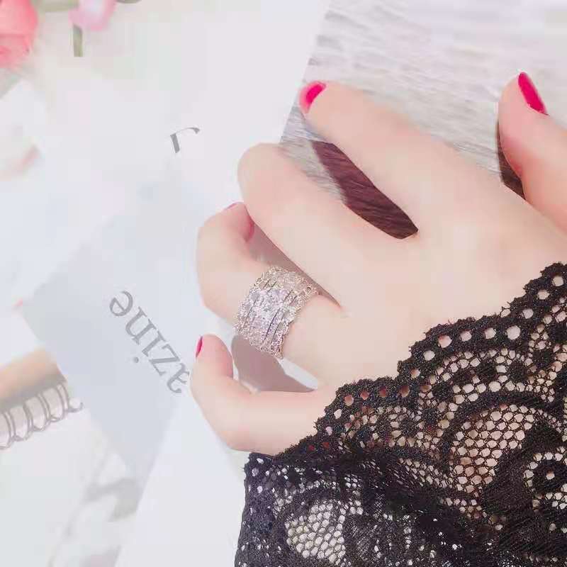 Diamond Micro Inlaid Zircon Lace Hollow Female High-grade Cold Rings