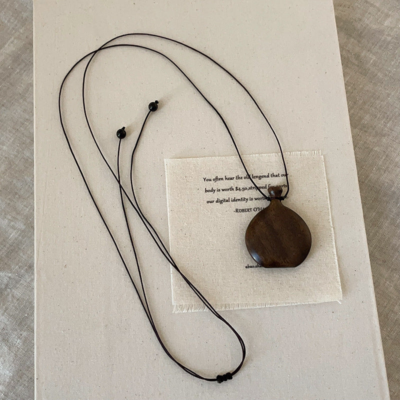 Women's Wood Wine Pot Black Rope Long Unique Temperament Necklaces