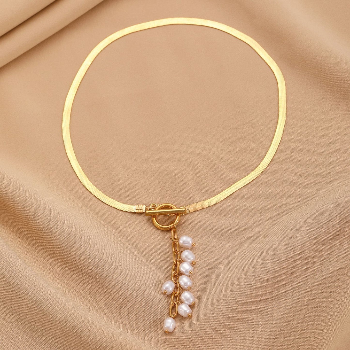 Women's Elegant Imitation Pearl Long Fashion Sweater Chain High Necklaces