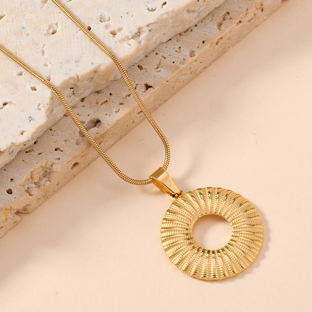 Fashion Titanium Steel Exaggerated Personalized Oil Pressure Geometric Round Necklaces