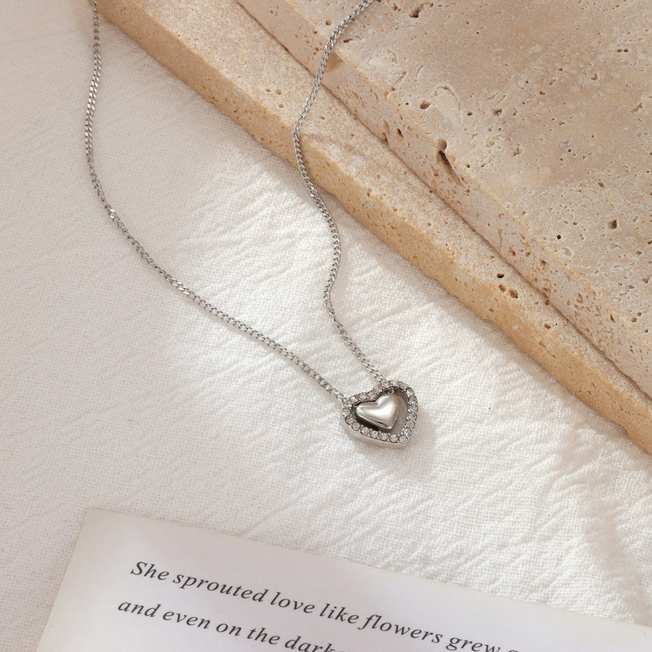 Love Design Sense Korean High-grade Titanium Necklaces