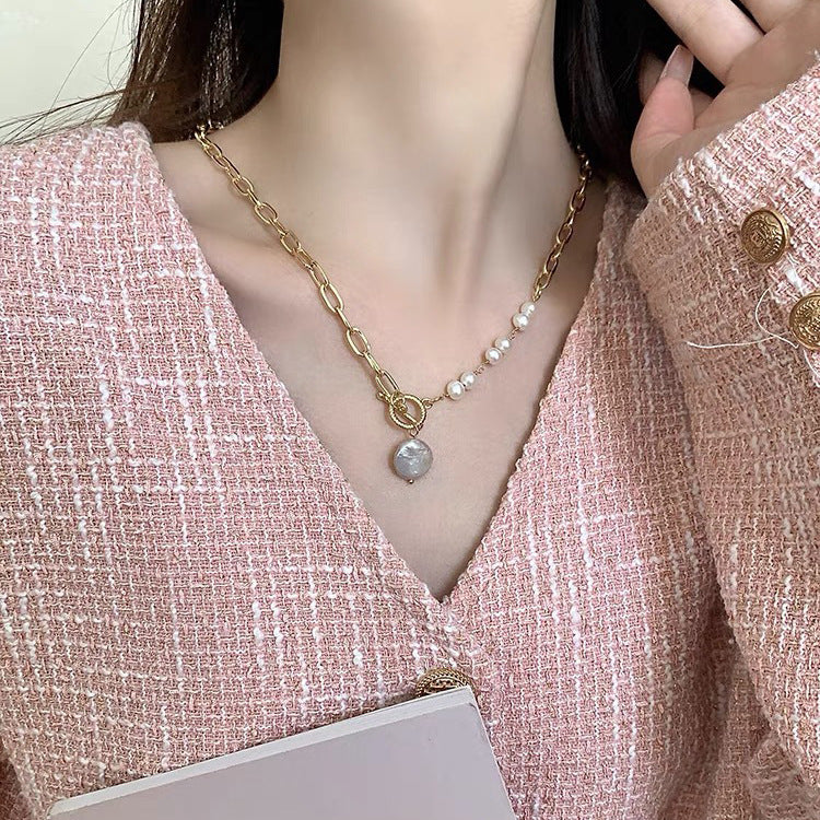 Women's Elegance French Classic Style Clavicle Chain Necklaces