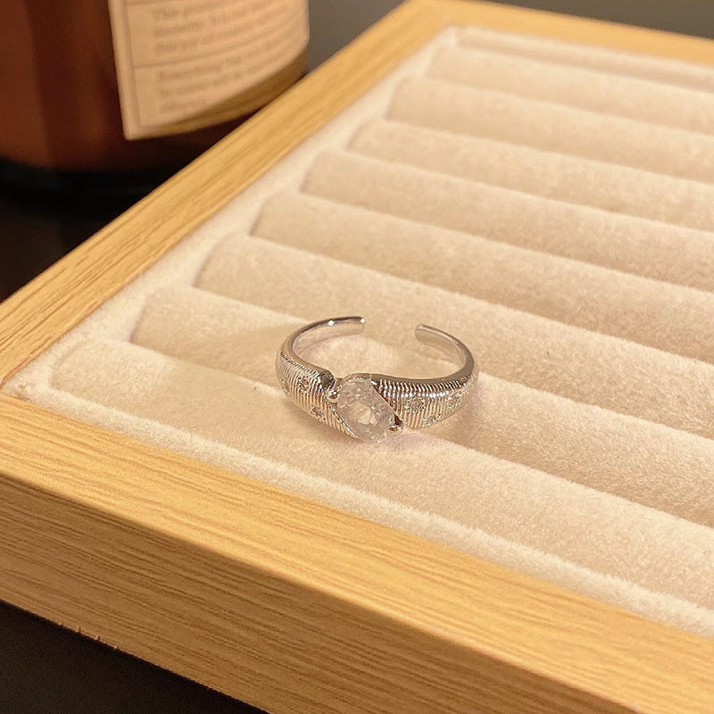 Women's Retro Brushed Fine Wide Light Luxury Rings