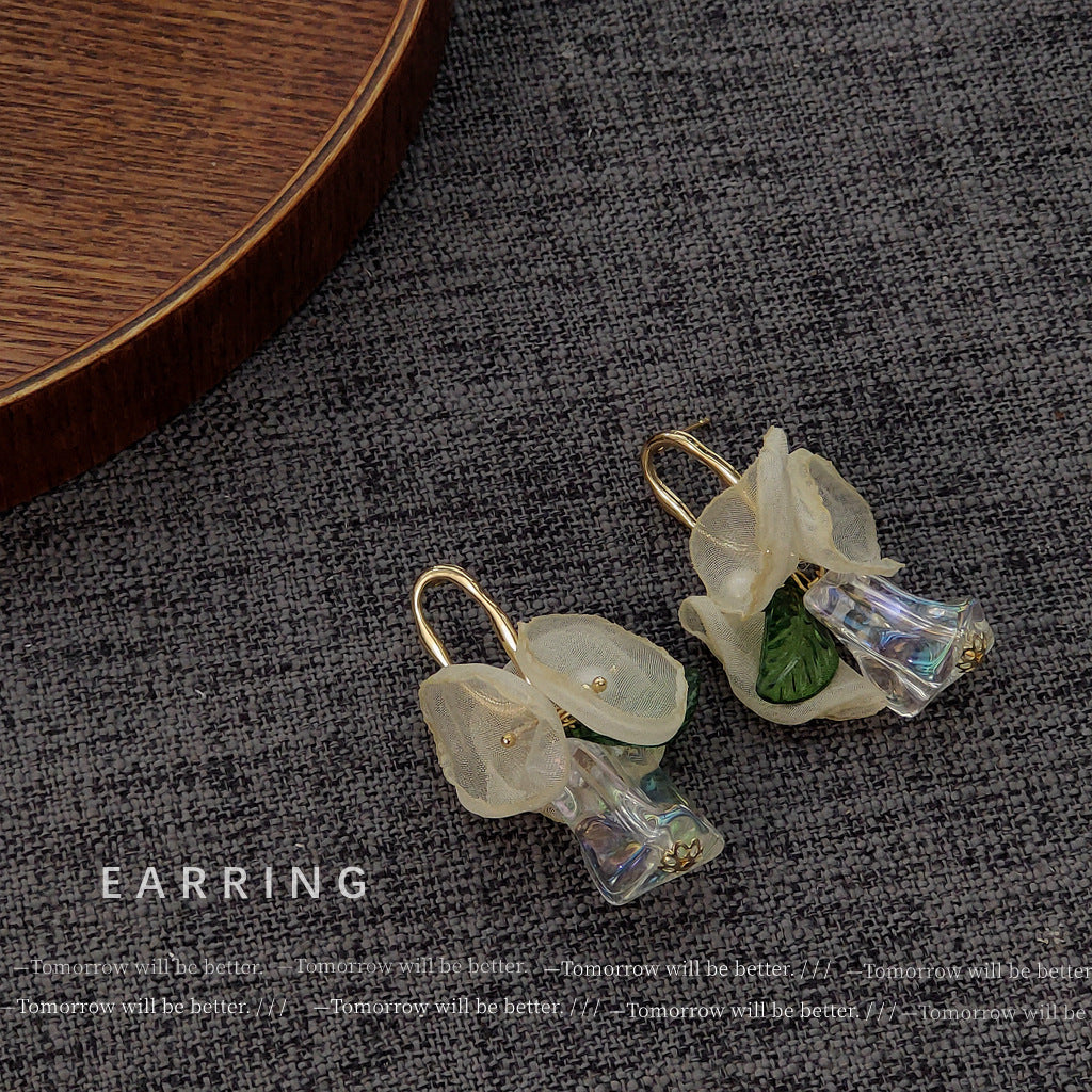 Needle Plated Light Soft Yarn Flower Earrings