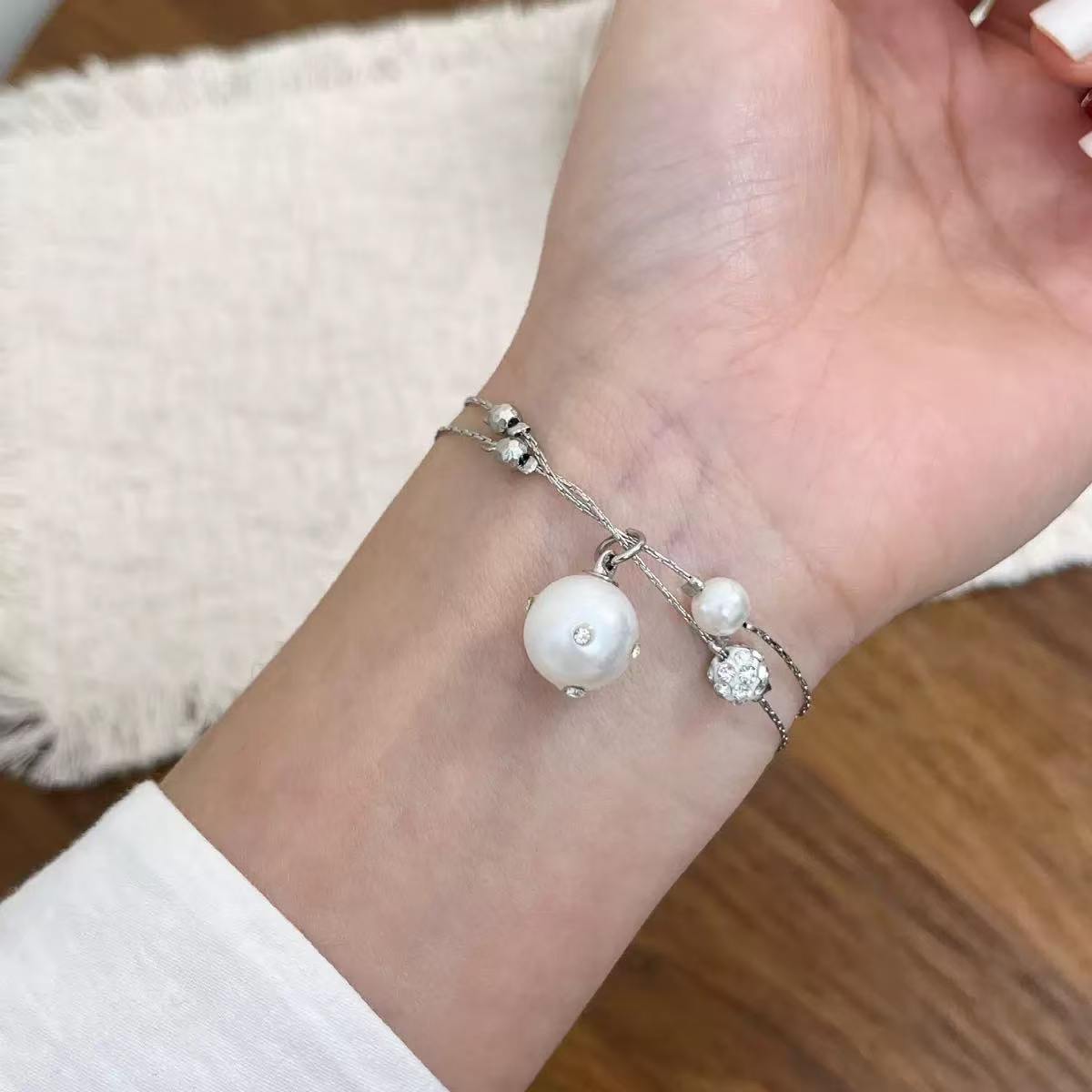 Women's Lace Pearl Flower Fashion Handmade Bead Woven Bracelets
