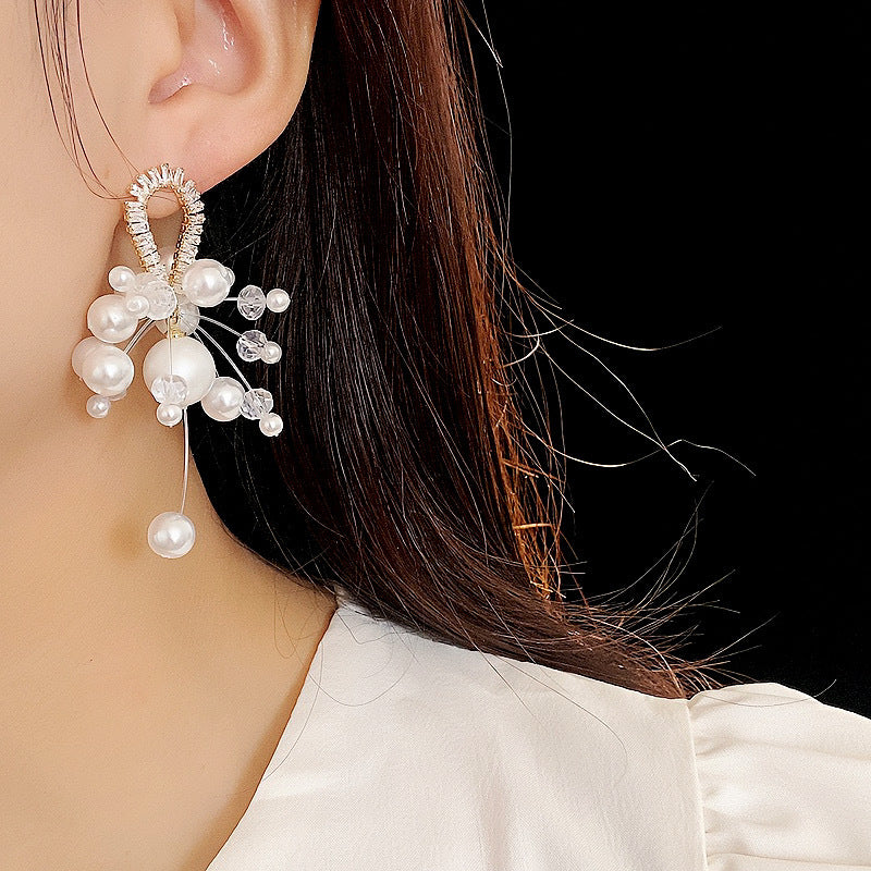 Women's Style Refined Simple High-grade Pearl Crystal Tassel Earrings
