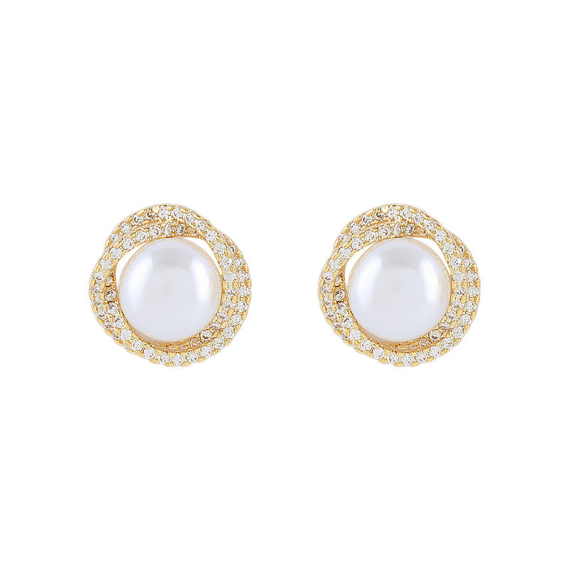 Women's French Style Vintage Pearl For Light Earrings