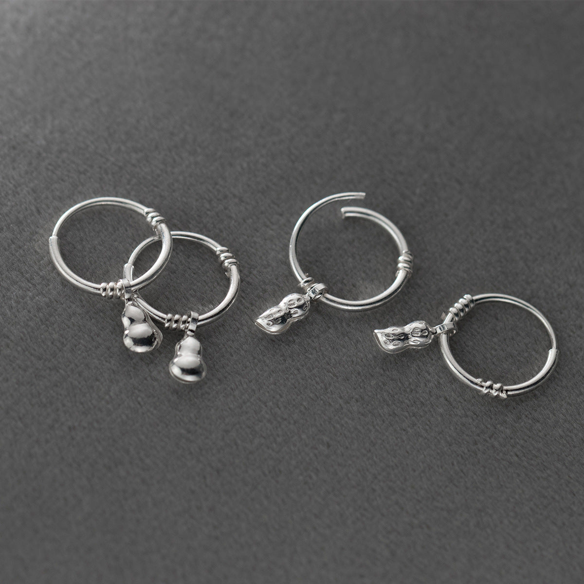 Love Lodge Foot Sier Style Bends Earrings