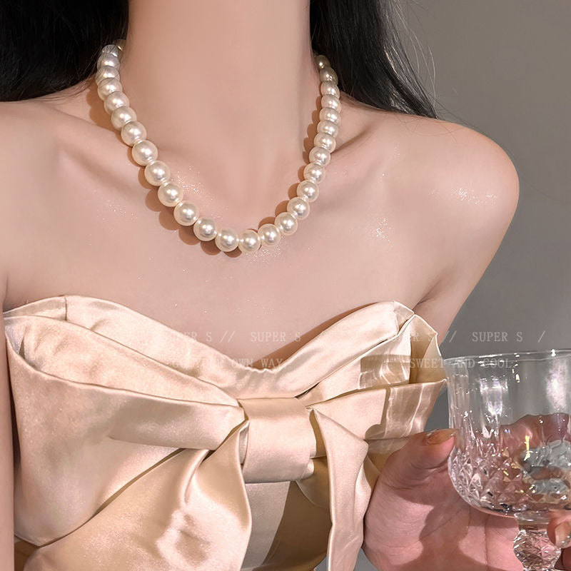 High-grade French Pearl Luxury Niche Design Necklaces