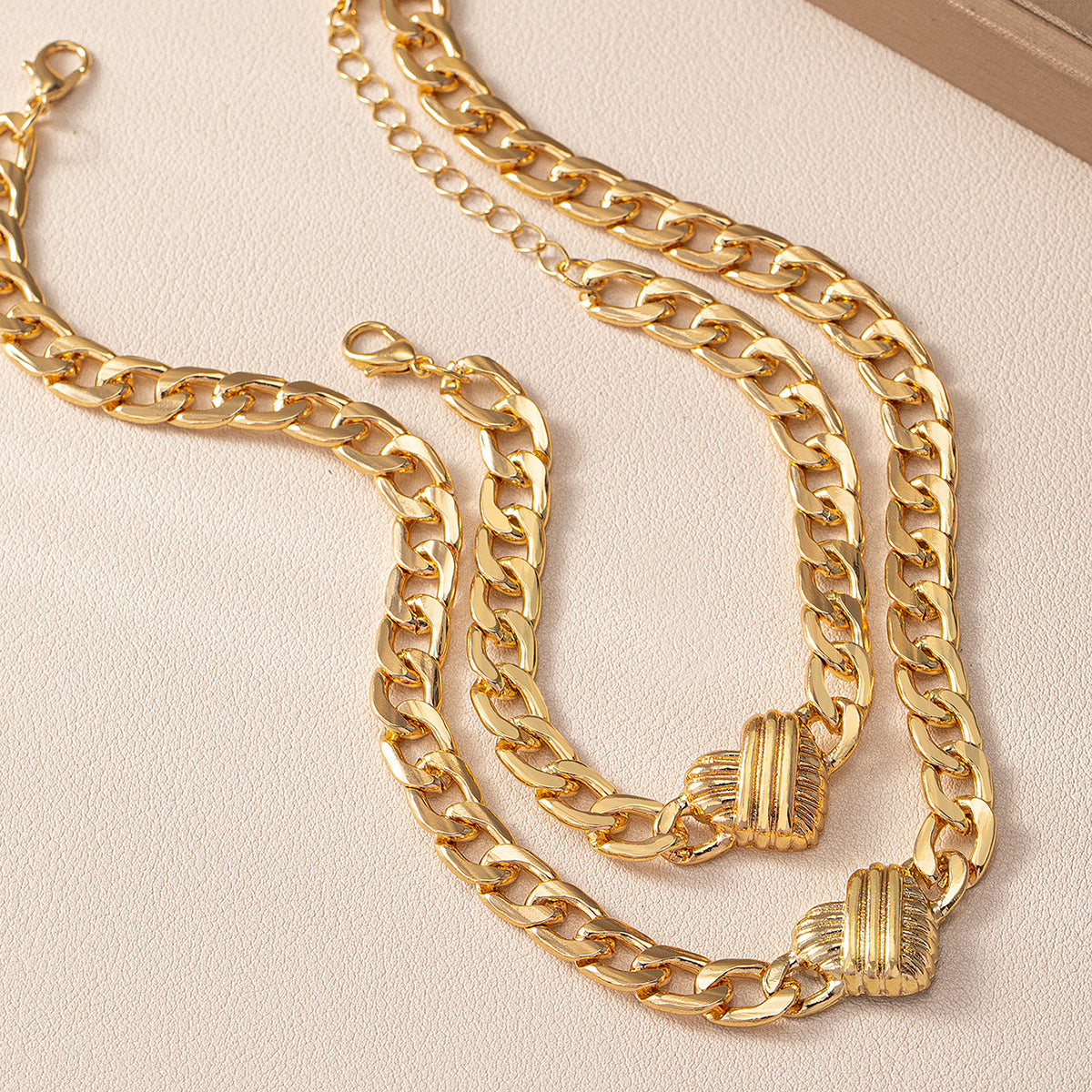 Of Simple Graceful Hollowed Heart Shape Necklaces