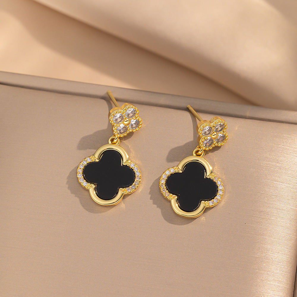 Steel Clover Suite Light Luxury Graceful Necklaces