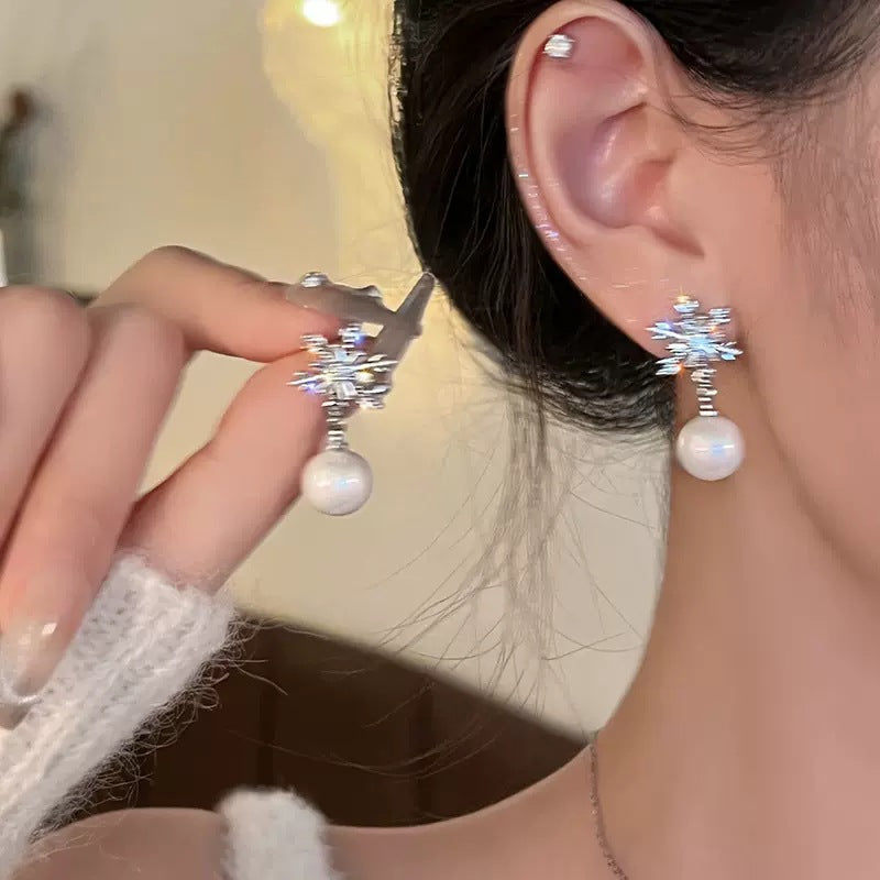 Light Luxury Minority Bow Pearl Graceful Long Earrings
