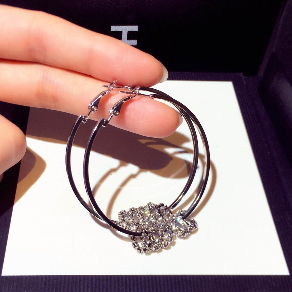 Light Luxury Temperament Fashion Simple Everyday Joker Niche Advanced Earrings
