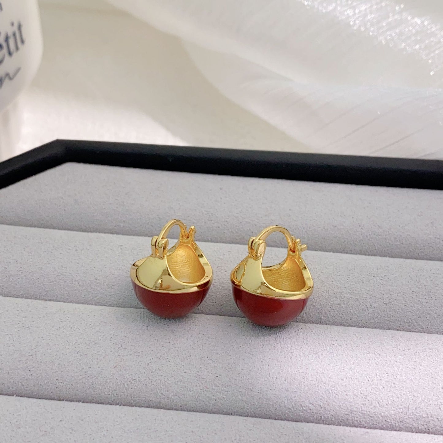 Women's French Retro Red Enamel Drip Glazed Earrings