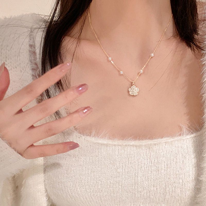 Pearl Design High-grade Light Luxury Clavicle Chain Necklace