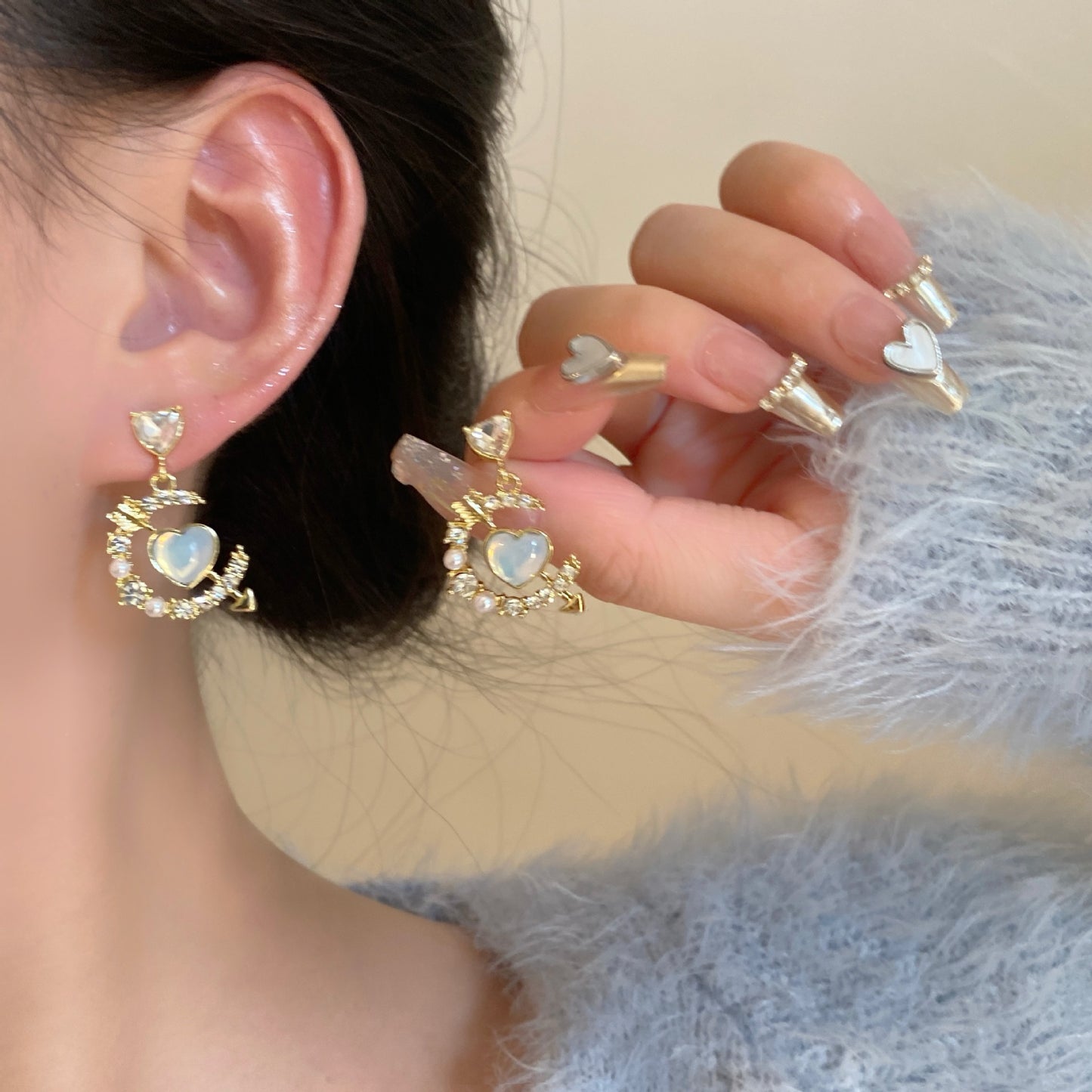 Light Luxury Minority Bow Pearl Graceful Long Earrings