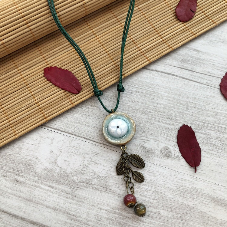 Women's Handmade Retro Sweet Fresh Ceramic Pinch Pendants