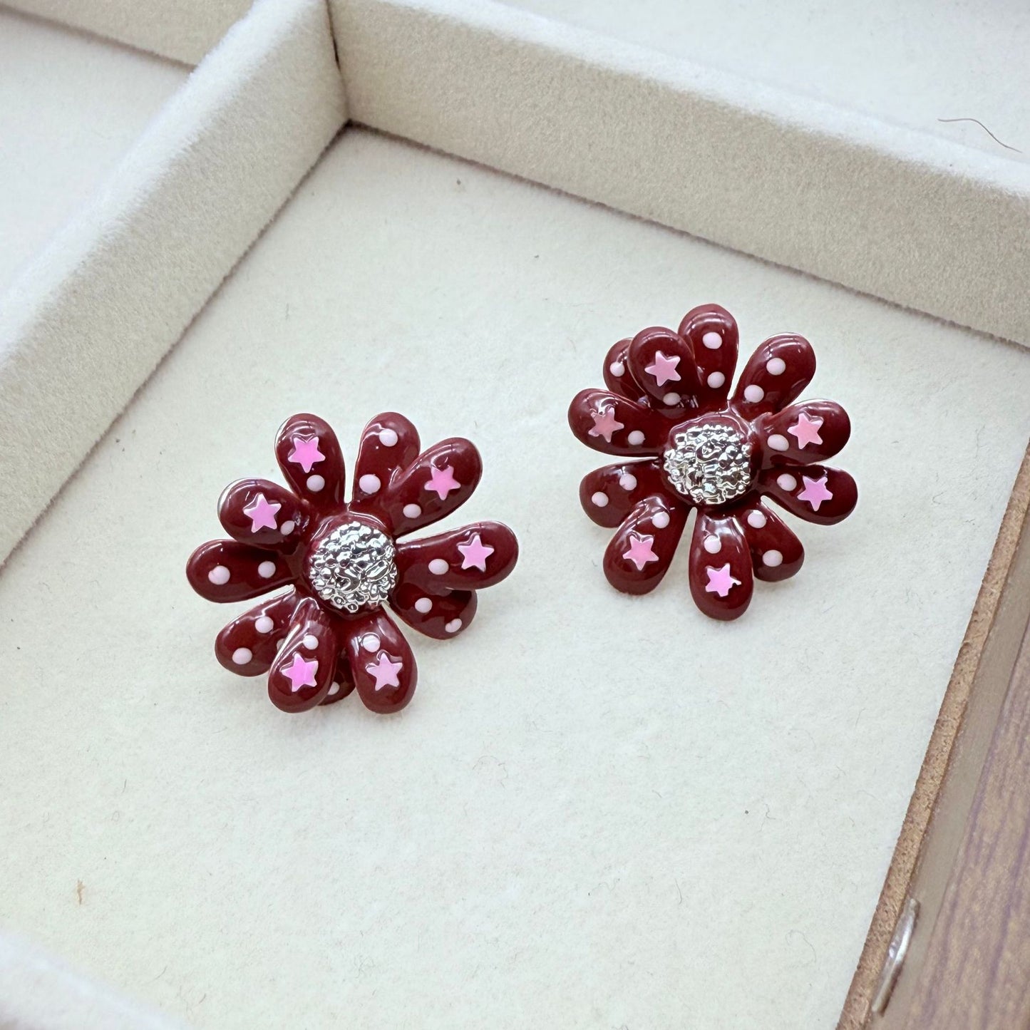 Daisy Female Niche Design Dopamine Color Elegant Earrings