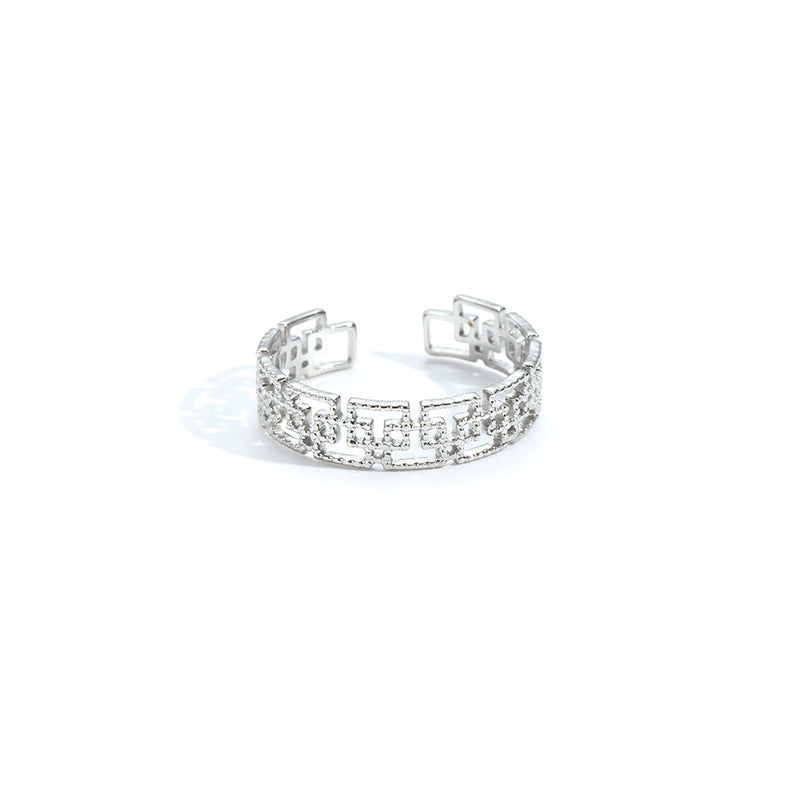 Minority Flower V-shaped Design Irregular Geometric Hollow Rings