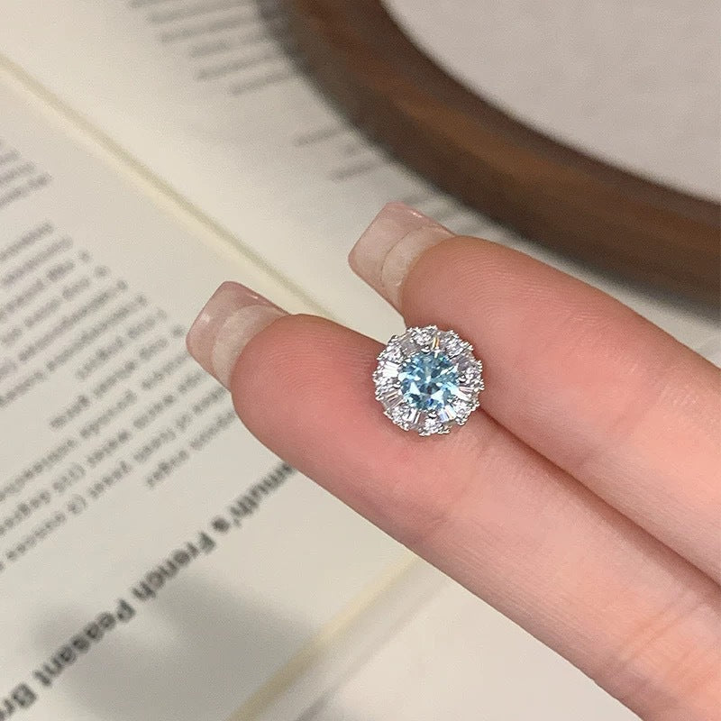 Zircon Edelweiss Titanium Steel Ear Female Before Sleep High-grade Stud Earrings
