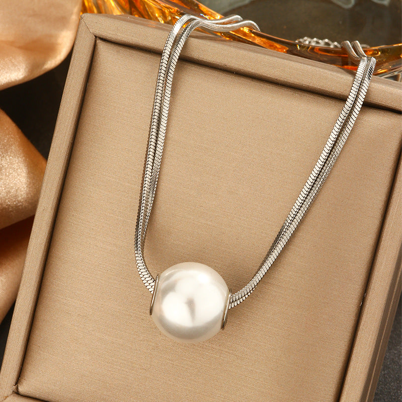 Fresh Titanium Steel Short Pearl High-grade Necklaces