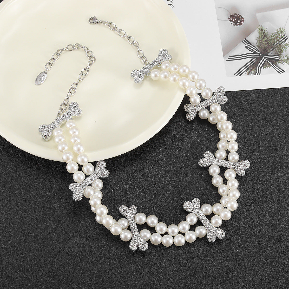 Pearl Full Diamond Bone Female Saturn Necklaces