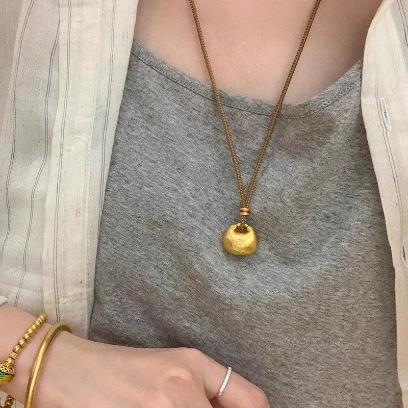 Gold Shop Alluvial Fu Character Purse Little Pendants