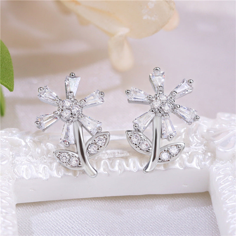 Women's Plaid Copper Inlaid Zircon Electroplated Creative Style Earrings