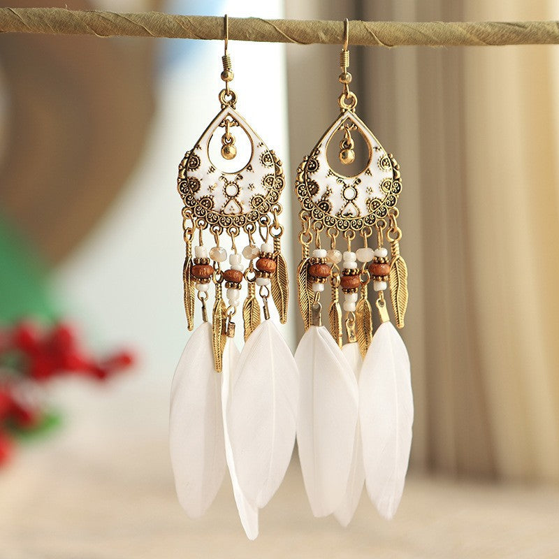 Color Retro Mid-length Feather Your Daisy Earrings