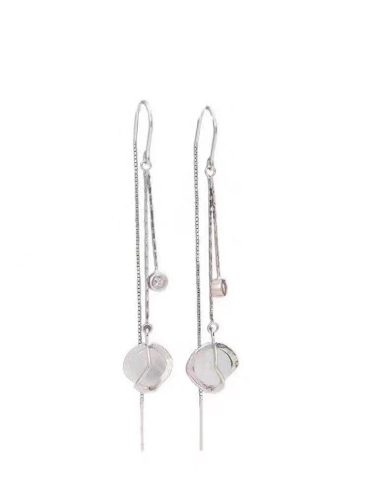 Women's Fashion Temperament Entry Lux Niche Super Fairy Long Hollow Opal Ear Line
