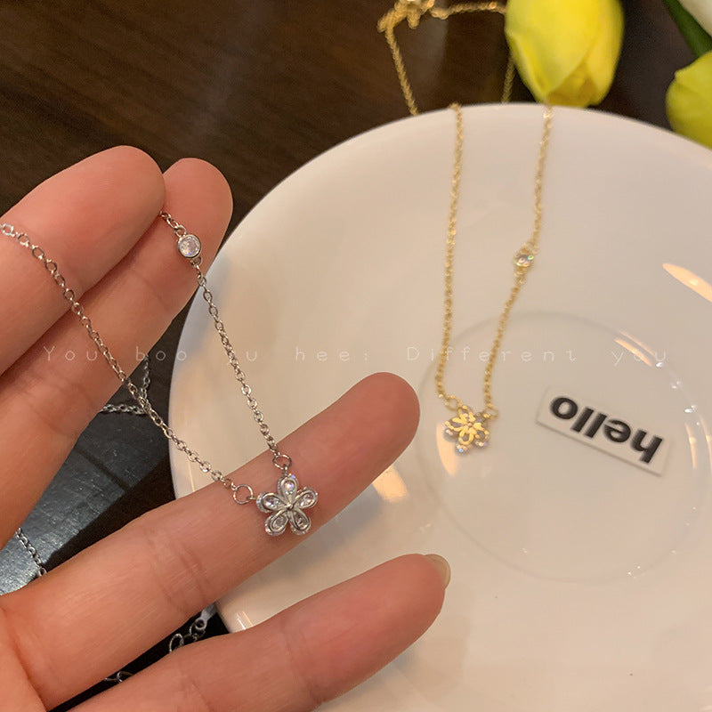 Women's Flower Zircon For Design Sweet Clavicle Necklaces