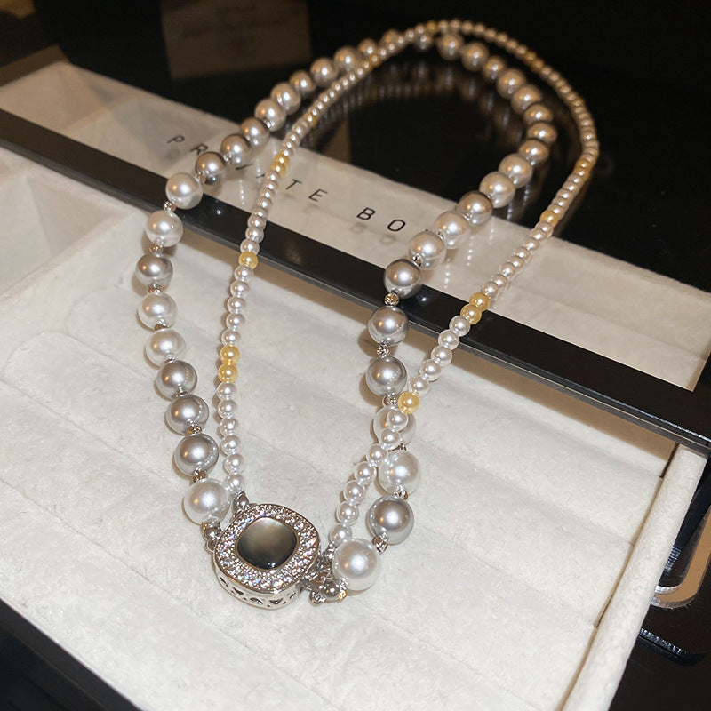 Women's Diamond Artificial Pearl Vintage Court Style Necklaces