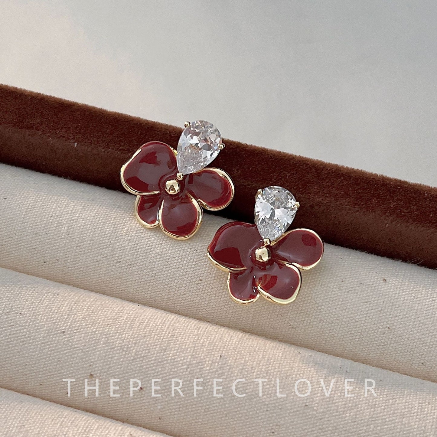 Women's Red Series Combination Elegant Geometric Enamel Craft High-grade Design Rings