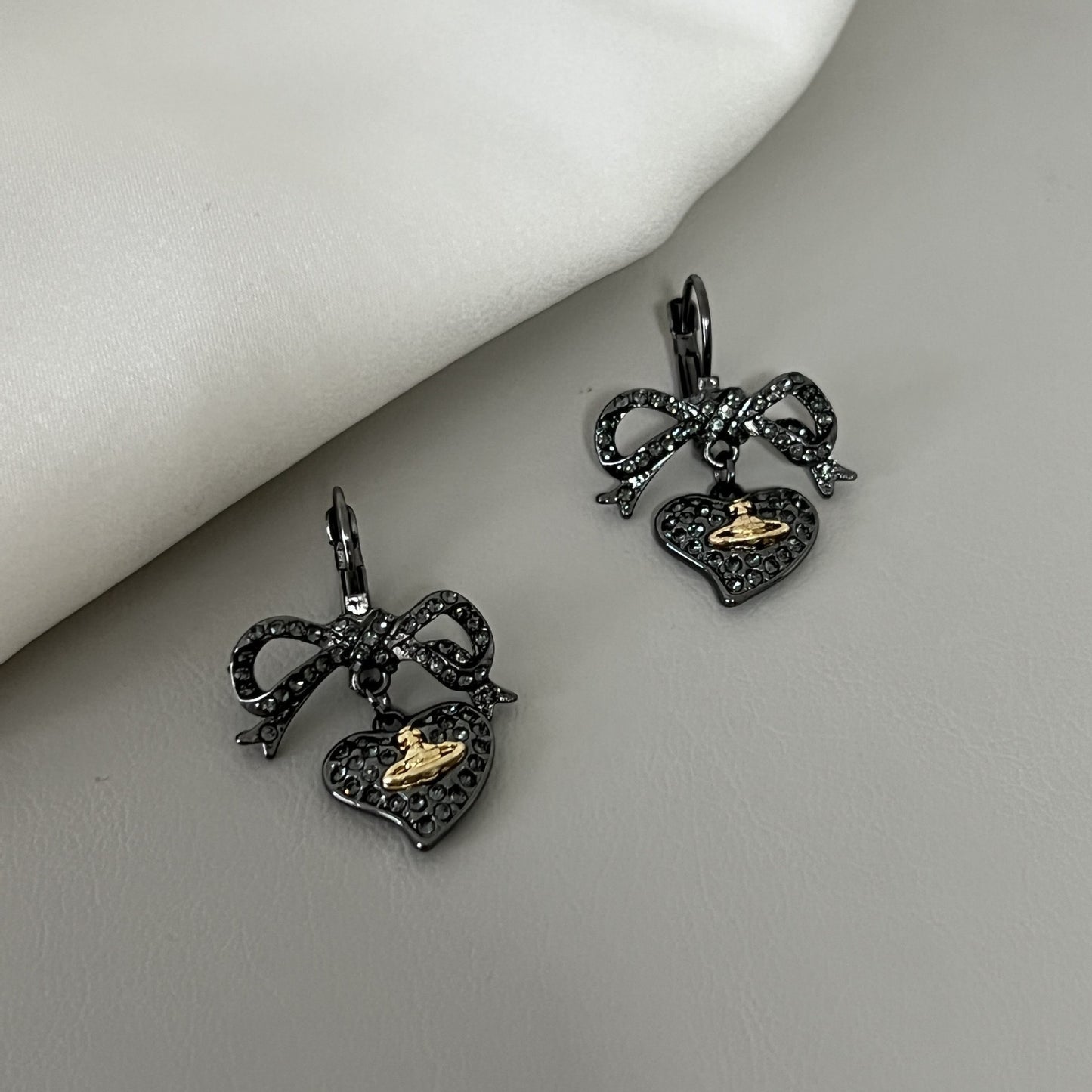 Black Love Female Niche Design Sweet Necklaces