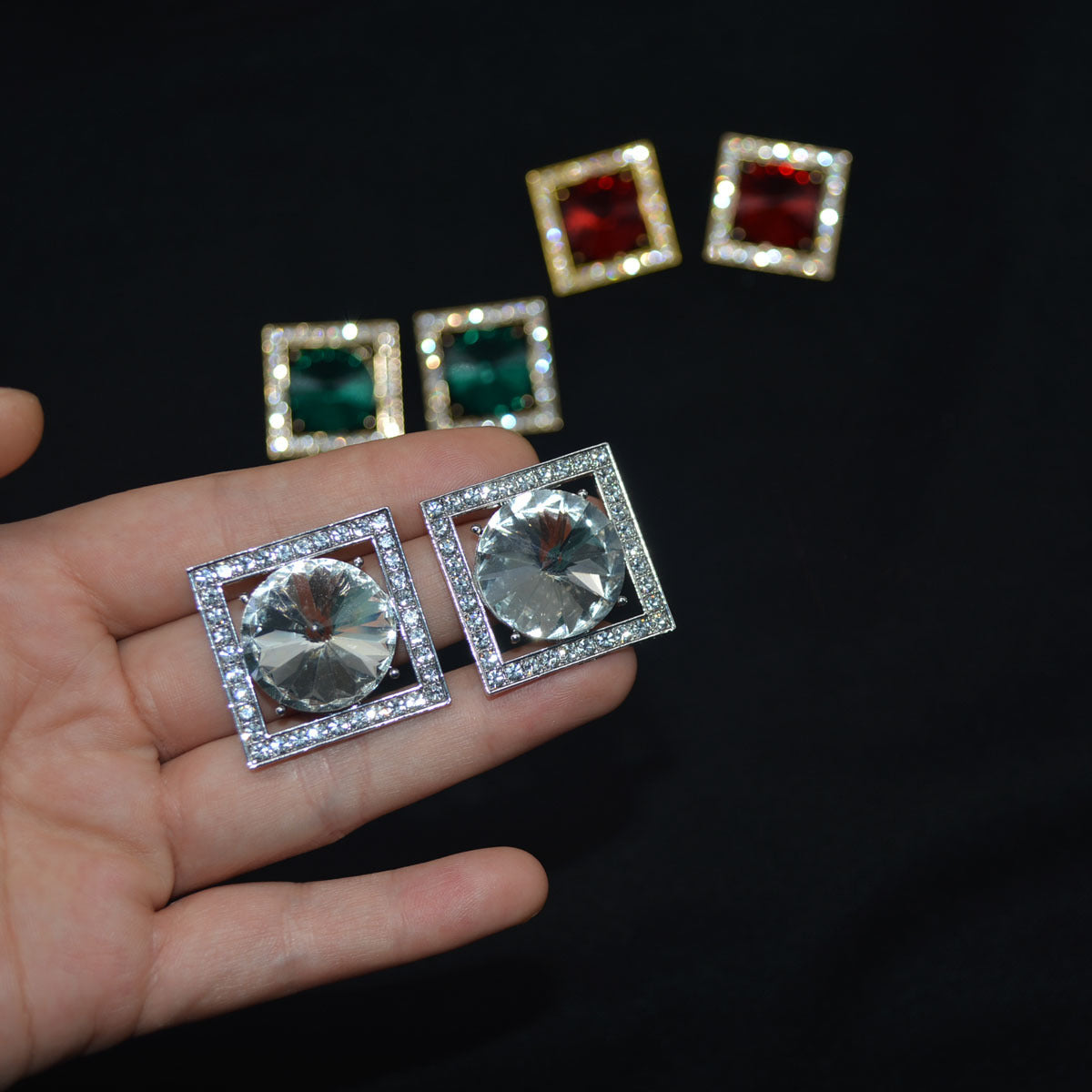 Sier Needle Geometric Square Rhinestone Fashion Eye-catching Large Niche Earrings