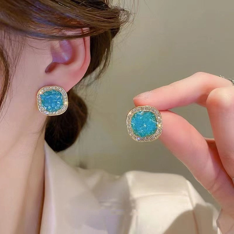 Women's Affordable Luxury Fashion Simple Square High Sense Temperament Geometric Earrings